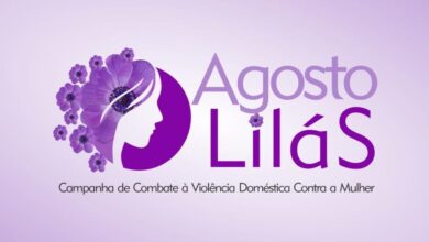 Agosto Lilás